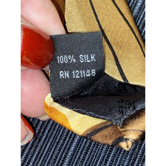 Jerry Garcia Men’s Silk Neck Tie Collection Fifty-Two “Hand Hold” Neckwear 61” - Picture 3 of 4